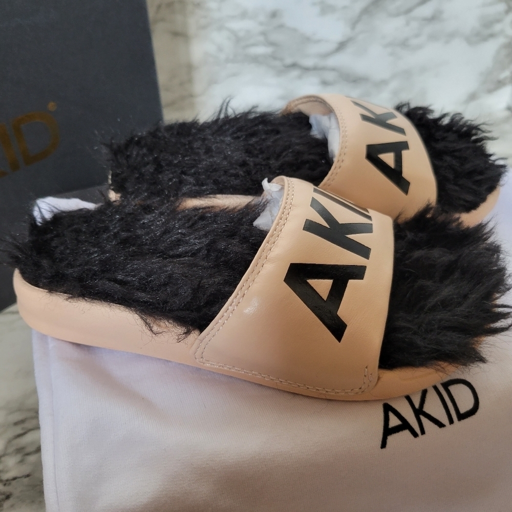 AKID Fur Kids Slippers Nude Slides 11-13